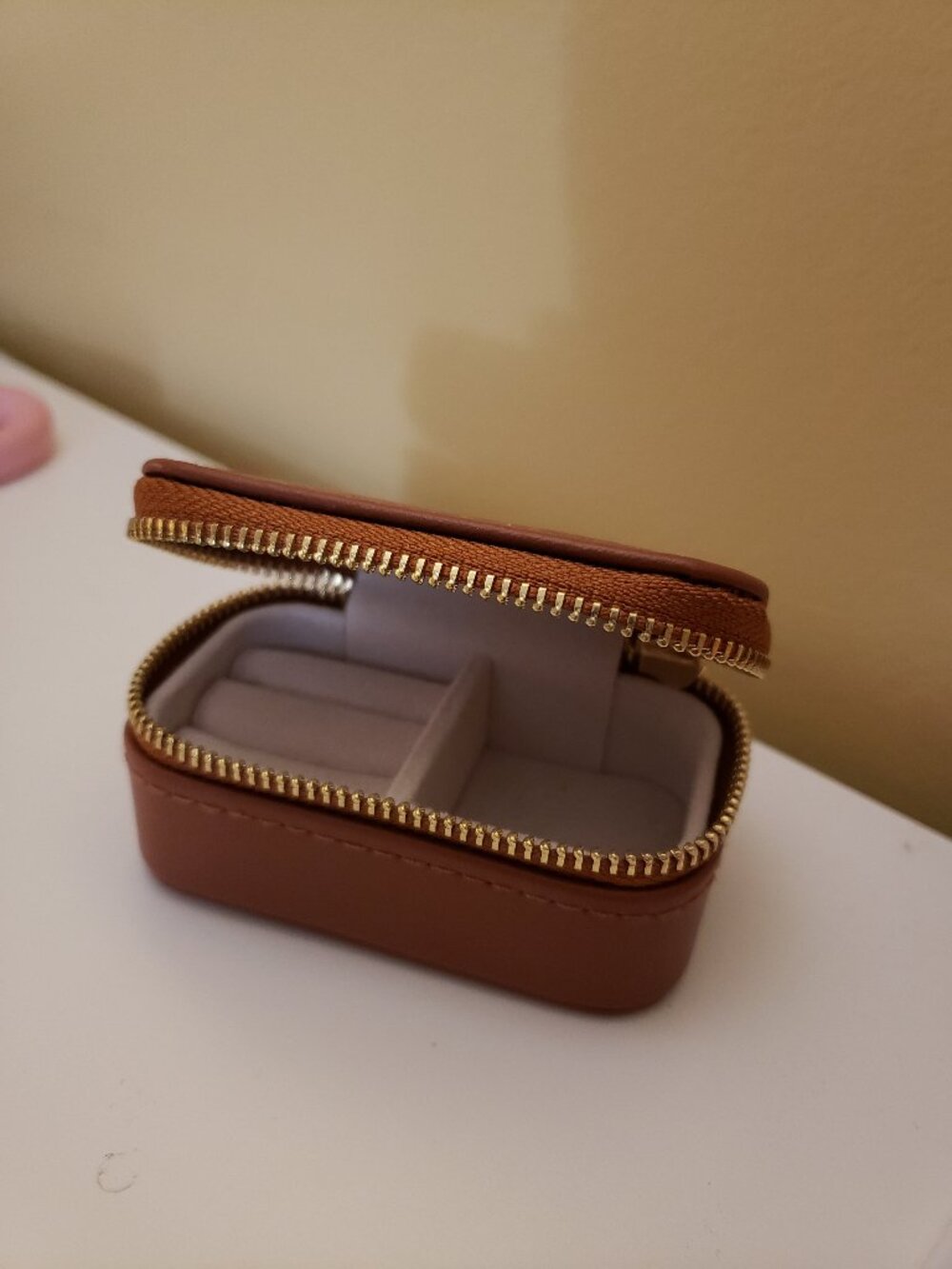 Linjer Mini Travel Jewelry Case - Cognac - Picture 2 of 5